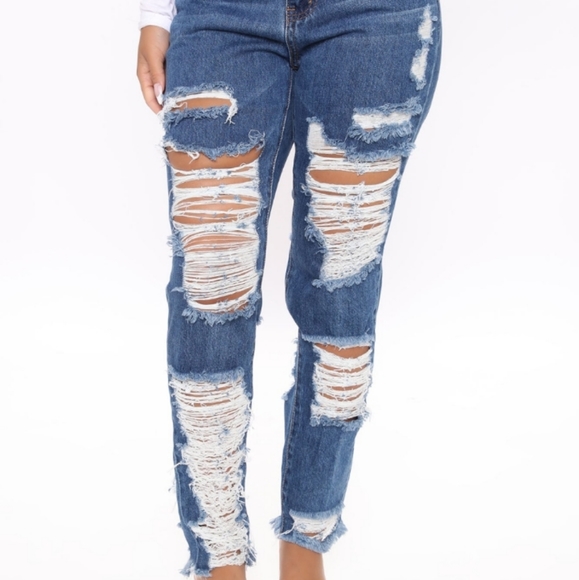 FASHION NOVA JEANS - Picture 1 of 2